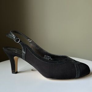 Ros Hommerson Java Vegan Leather Slingback Black Faux Snake Trim 10.5 WW Read